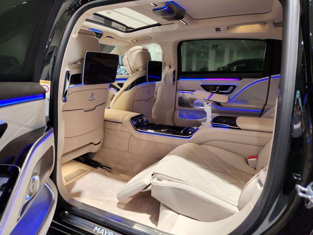Mercedes-Benz Maybach S-223 NEW 2023