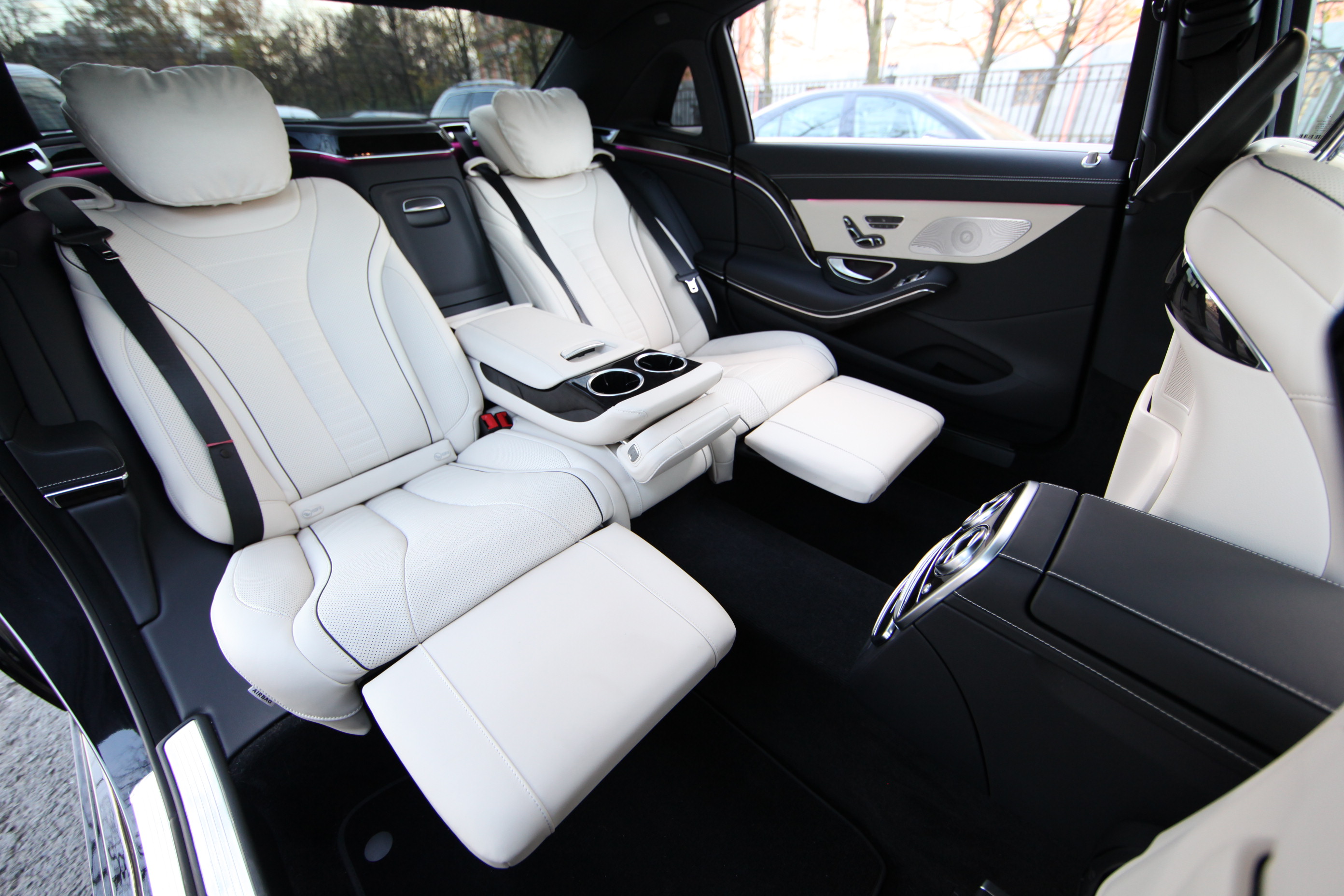 MERCEDES MAYBACH S500